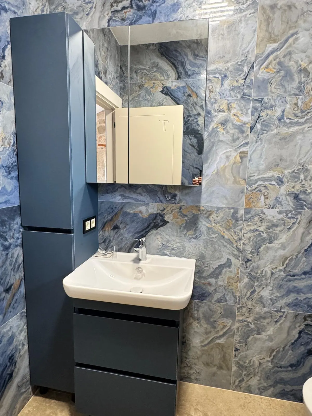 Ayna / Ayna Dolabı — Banyo